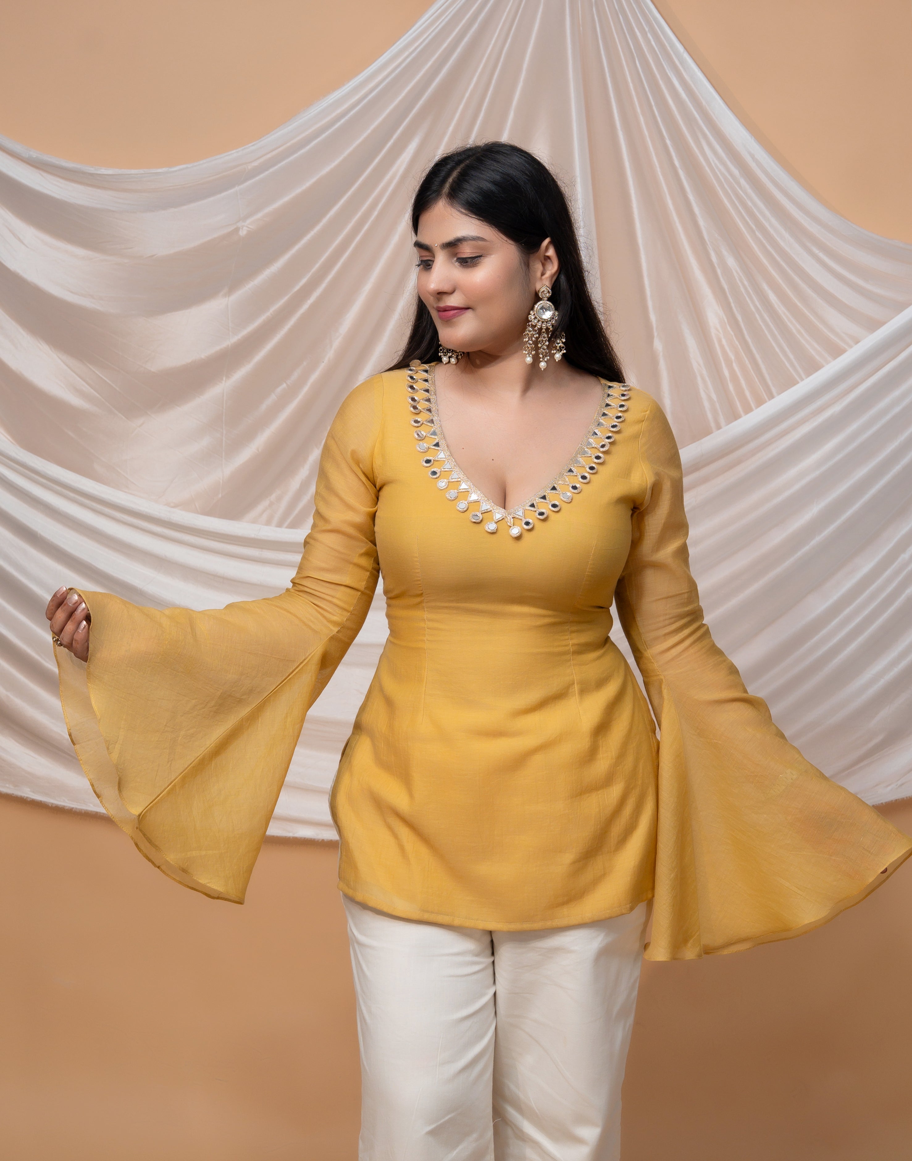 SOLANA CHANDERI MUL SHORT KURTI